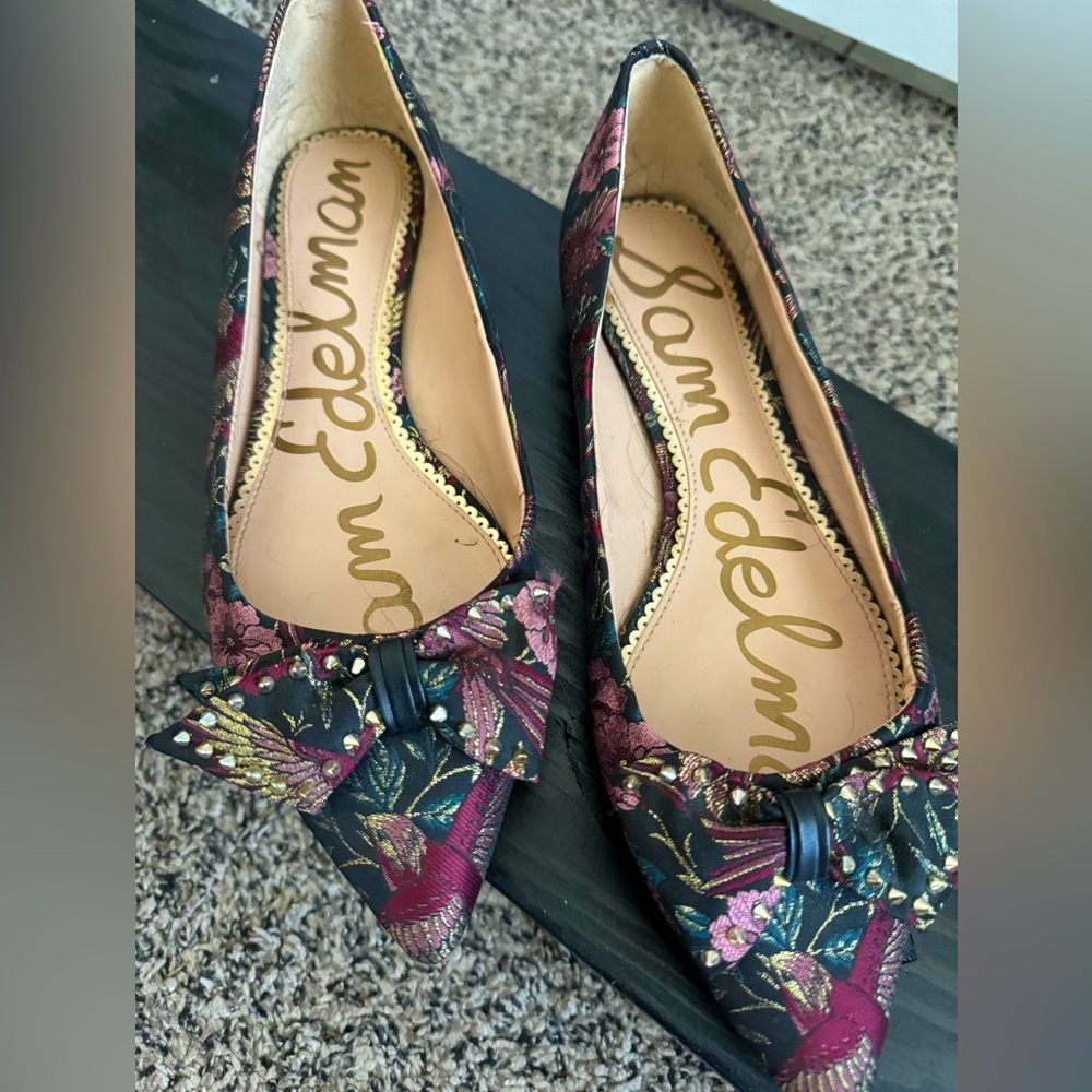 Brocade Spiked Point Toe Flats